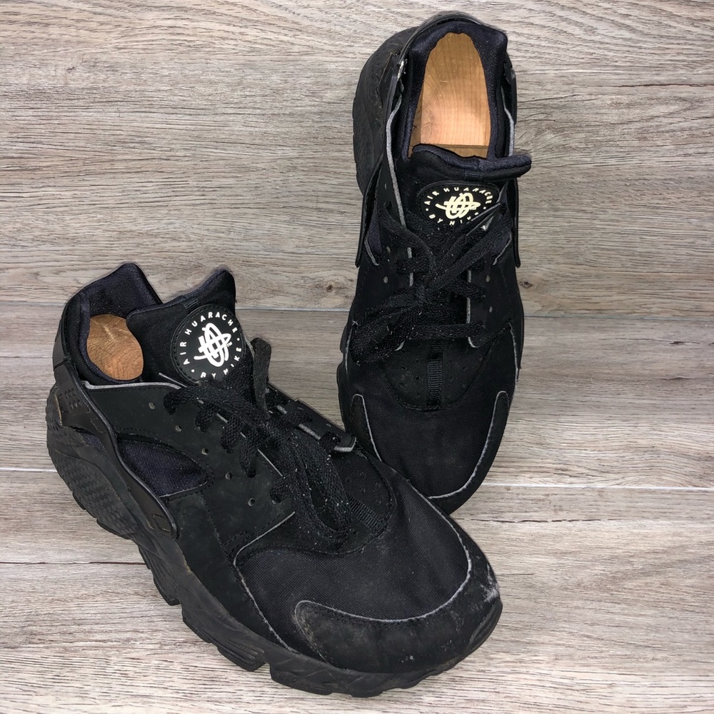 Nike Air Huarache Triple Black Men’s size 10.5
